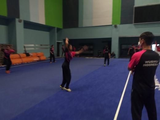 WartaPKU Atlet Taolu sedang latihan. (F