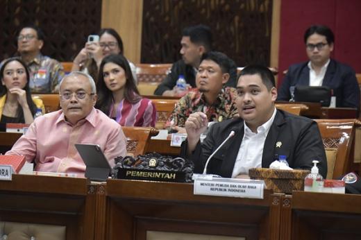 Menpora Dito Bahas RKA-K/L dan RKP Tahun 2024 di Raker Pedana Komisi X DPR