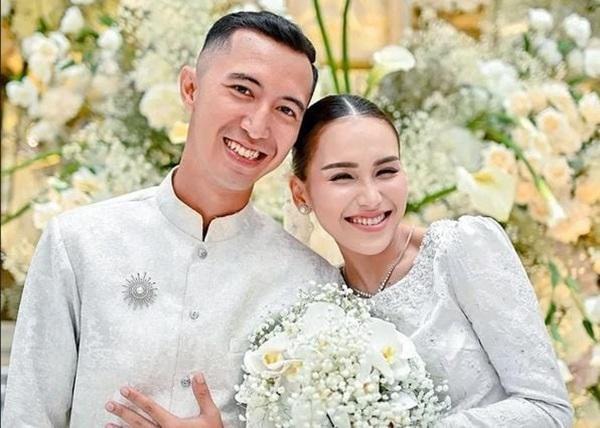 Ayu Ting Ting dan Muhammad Fardhana Putus, Hubungan Keluarga Tetap Harmonis
