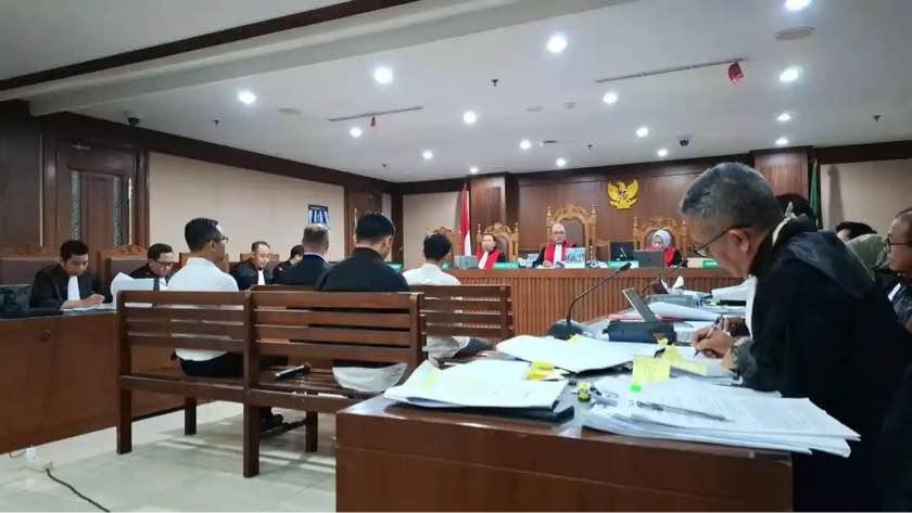 Saksi Ungkap Penyerahan Rp50 Juta kepada Pejabat Bea Cukai di Kedai Kopi