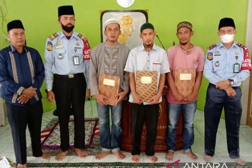 189 Warga Binaan Lapas Kelas IIB Lubukbasung Terima Remisi