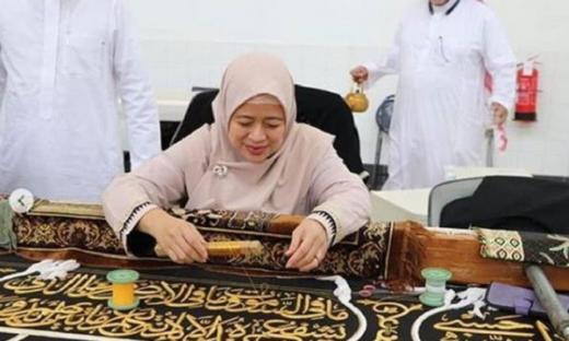 Puan Bisa Dicap Mainkan Politik Identitas jika Tiba-tiba Pakai Hijab