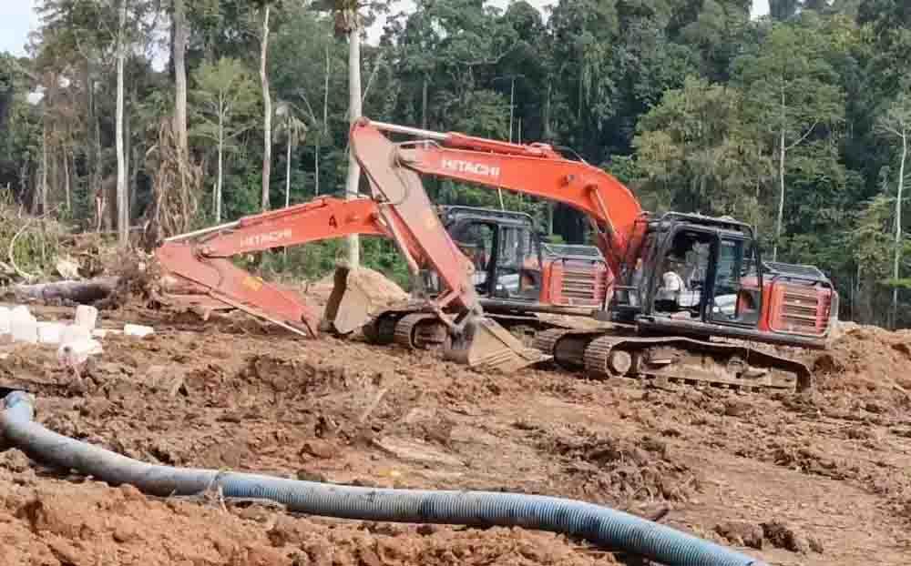 Hancurnya Sungai Batang Gadis Akibat Tambang Ilegal Tapsel