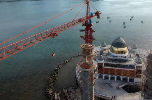 Wah, Ada yang Narik Pungutan Masuk Masjid Terapung Pesisir Selatan, Ini Penjelasan Pemkab