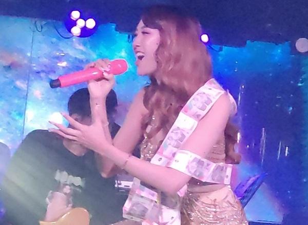 Icha Yang Pukau Pengunjung Whiterabit Monteyra
