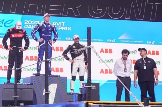 Menpora Dito Sebut Masyarakat Antusias Terhadap Formula E 2023