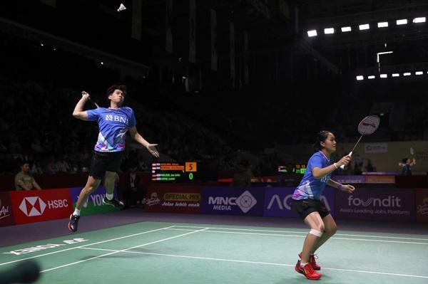 Adnan/Nita Buka Kemenangan Wakil Tuan Rumah