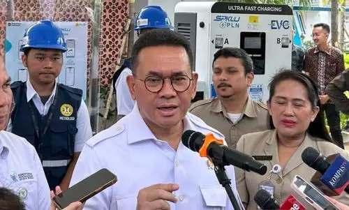 Gempuran Dolar Rp18 Ribu, Pemerintah Kunci Pasokan Impor Lewat Sistem Barter