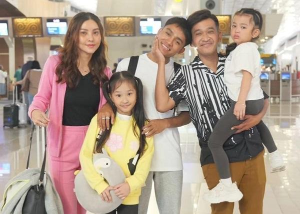 Posting Foto Bareng Ruben Onsu, Sarwendah Fokus Pemulihan Pasca Oplas