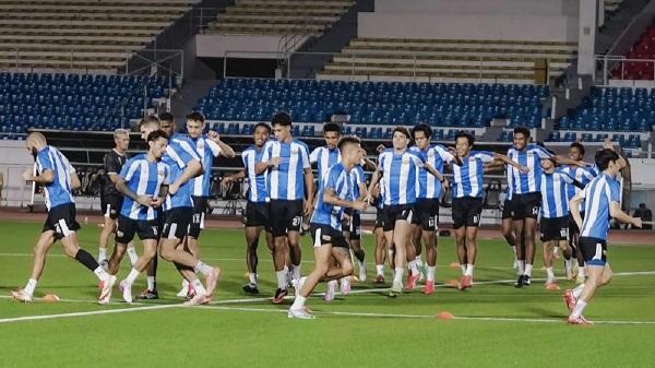 Jan Olde Riekerink Sudah Pahami Permainan Manila Digger FC