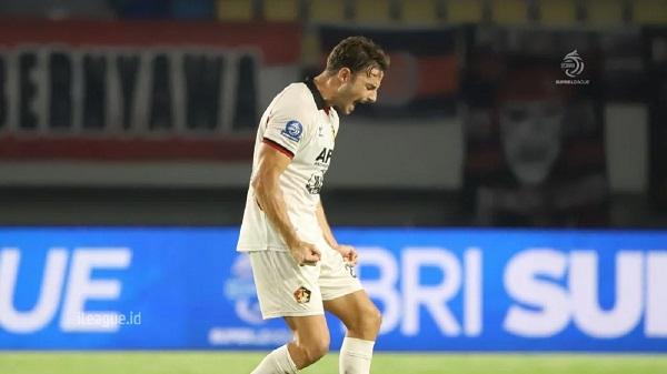 Utamakan Poin, Jose Enrique: Tugas Saya Bikin Gol