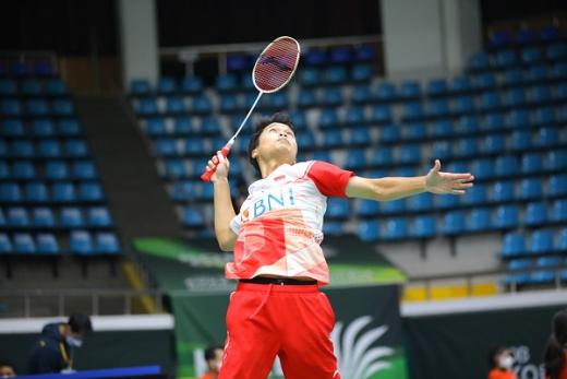 Vito Menang, Ginting Terhenti