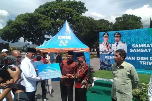 Pemprov Sumbar Dorong 12 Daerah Tuntaskan Pembayaran Pajak Kendaraan Plat Merah