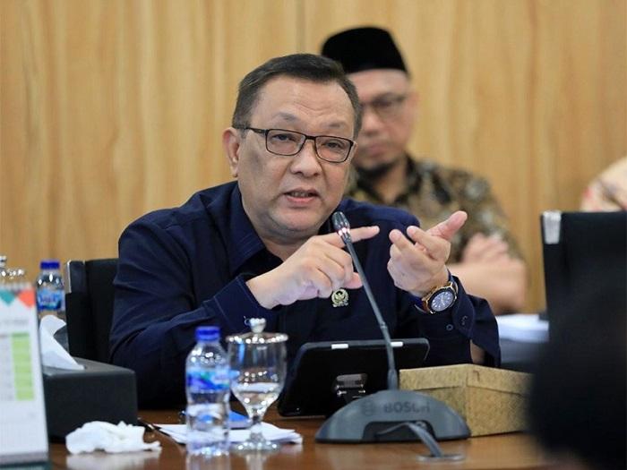 Senator Dailami Tegas Tolak Kebijakan Pemberian Alat Kontrasepsi Bagi Pelajar