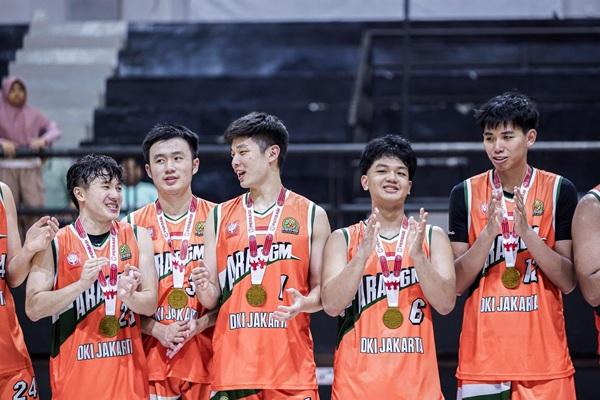 Aras Gading Muda Jakarta Cetak Quat-trick Juara di 4 KU Kejurnas Bola Basket