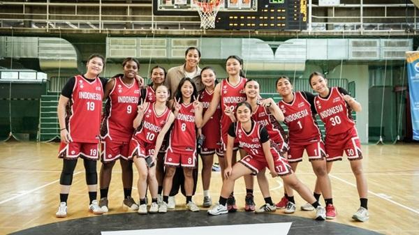 Kalah dari Wakil Hungaria, Coach Michelle: Eksekusi dan Agresivitas Serangan Jadi PR Timnas Basket Putri U 19