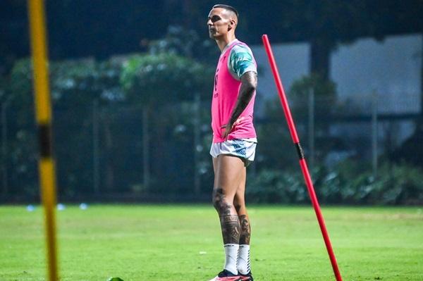 Pertahanan Tangguh Persib Buat Alberto Rodriguez Makin Pede