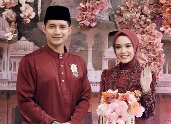 Chand Kelvin dan Dea Sahirah Sudah Resmi Bertunangan