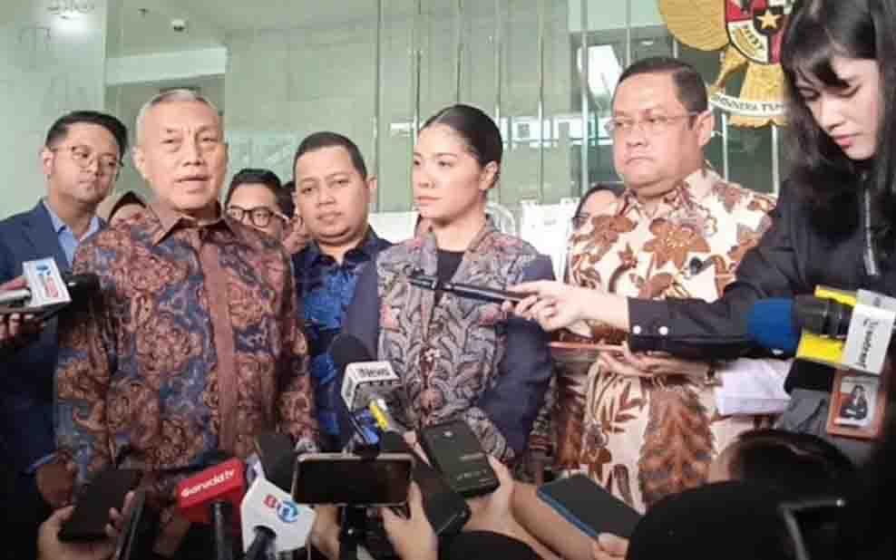 Buntut Vonis 10 Tahun Penjara Eks Mendikbudristek Laporkan Majelis Hakim