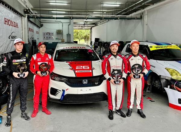 Avila Bahar dan Putera Adam bersama HMRT Juara di Round 1 Malaysia Series