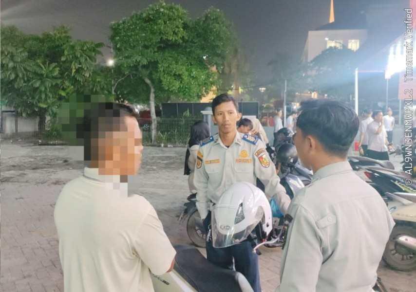 Dishub Pekanbaru Tertibkan Jukir Liar Indomaret Awal Bros, Pastikan Fasilitas Parkir Tetap Gratis