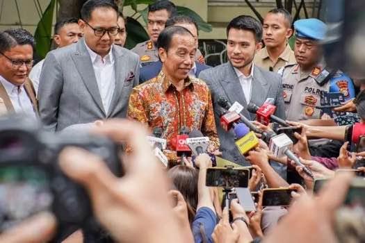 Polda Metro Umumkan Keputusan Akhir Kasus Ijazah Jokowi, Publik Menunggu Fakta Baru