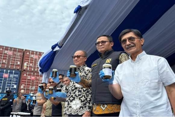 Trik Baru Ekspor Ilegal Sawit ke China Terungkap, 87 Kontainer Gagal Berangkat