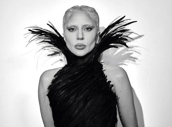 Lady Gaga Batalkan Konser di Kanada karena Infeksi Pernapasan