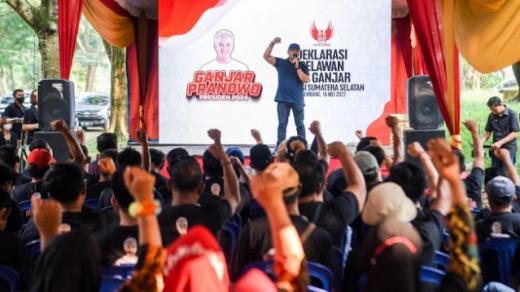 Relawan Ganjar Ancam Gembosi Suara PDIP di 2024: Tak akan Sampai 10%