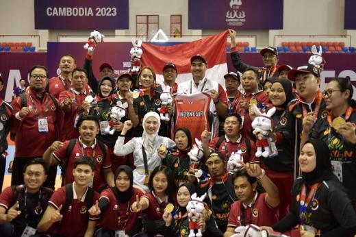 Gagal Persembahkan Emas, Menpora Dito Apresiasi Tinggi Perjuangan Tim Sitting Volley Ball Putra Indonesia