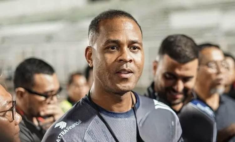 Patrick Kluivert Angkat Bahu Soal Skandal Naturalisasi Malaysia: Saya Tak Mau Buang Waktu
