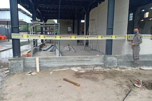 Jadi Sorotan Warga, Pembangunan Kafe di Padang Diduga Tanpa Izin