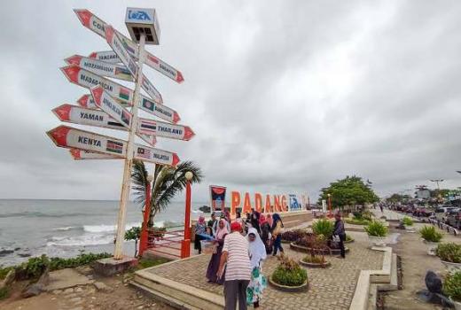 Prakiraan Cuaca Hari Ini: Padang Berawan