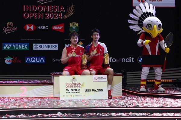 China Boyong 4 Gelar Lewat Liang Wei Keng/Wang Chang