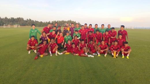 WartaPKU Skuad Timnas Sepakbola Ibndone