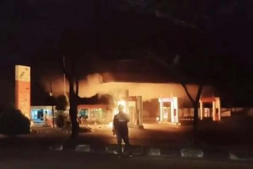 SPBU Indarung Padang Terbakar