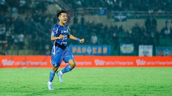Savio Sheva Fokus Benburu Poin Absolut Lawan Persijap