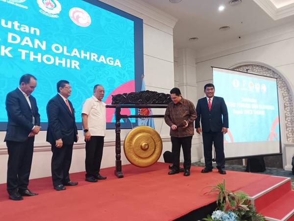 WartaPKU Menpora Erick Thohir saat memb
