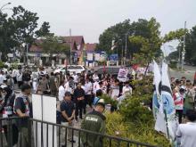 Ribuan Warga Pekanbaru Gelar Aksi Solidaritas Palestina, Kumpulkan Bantuan Kemanusiaan di Tugu Pahlawan