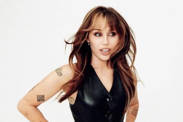 Legenda Disney Termuda Milik Miley Cyrus