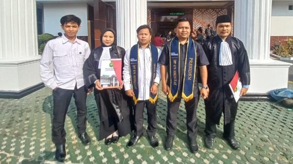 Pelantikan Advokat KPN di Sidang Nadiem di PT Jakarta