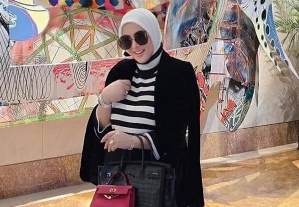 Syahrini Hamil Anak Pertamanya