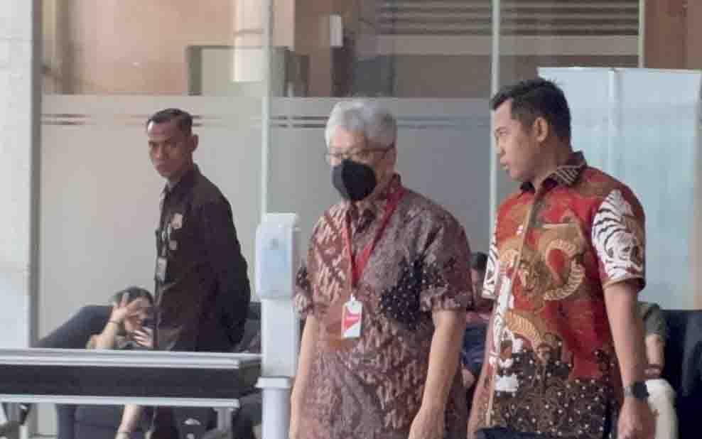 Diperiksa KPK, Mantan Dirut Bank BJB Hadiri Panggilan Penyidik