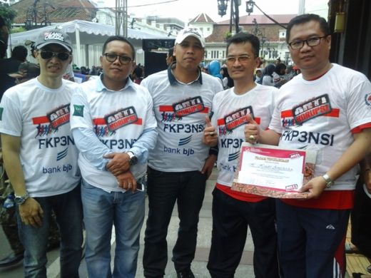 Walikota Hendri Arnis Terima Penghargaan Anti Korupsi