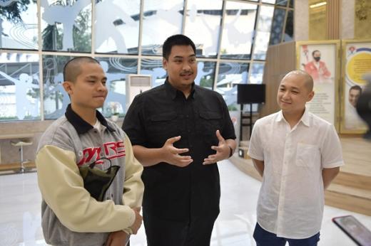 Menpora Dito Bangga Sport Entertainment Gelar Tinju