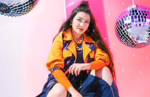 Fitri Carlina Tuangkan Pengalaman Lewat Rilis Single Baru “Aku Kangen Kamu”