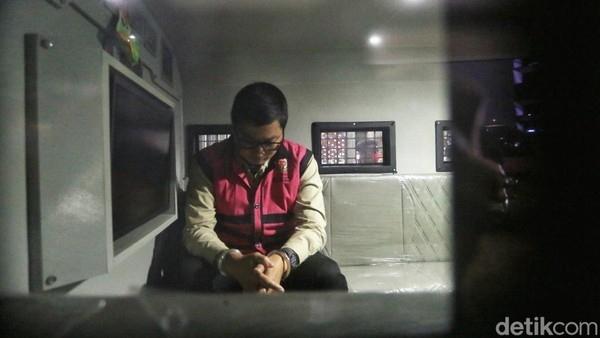 Daftar Lengkap Tersangka Korupsi MBG, Kejagung Bongkar Afiliasi Pejabat BGN dan Vendor Motor Listrik