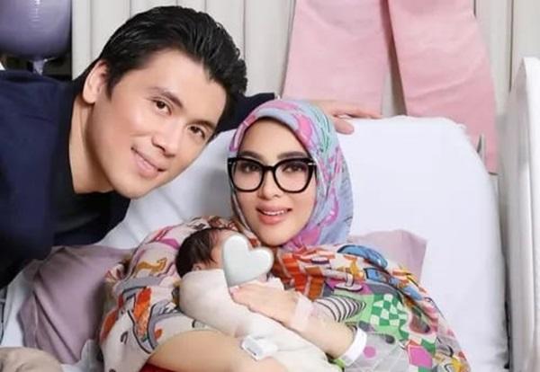Syahrini Usahakan Beri ASI Ekslusif untuk Buah Hatinya
