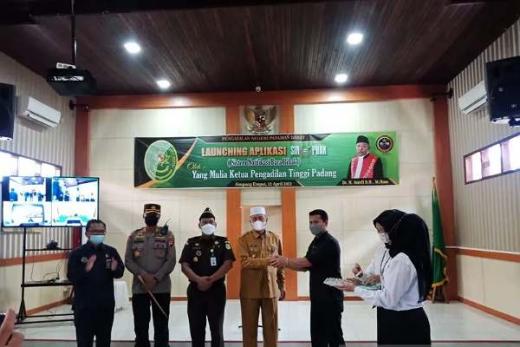 PN Pasbar Luncurkan Aplikasi Sistem Notifikasi Para Pihak