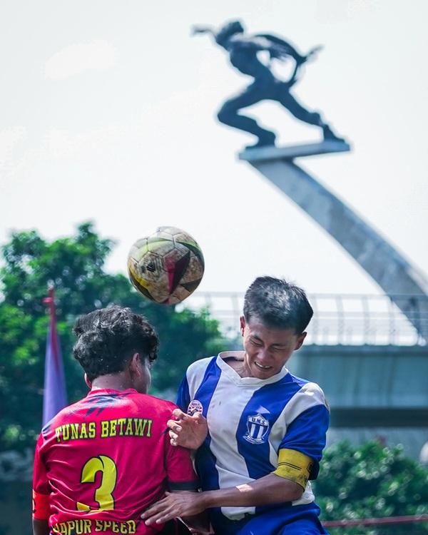 Gerakan Revolusi Sepakbola Itu Dimulai dari Bawah Tugu Pancoran (Selesai)